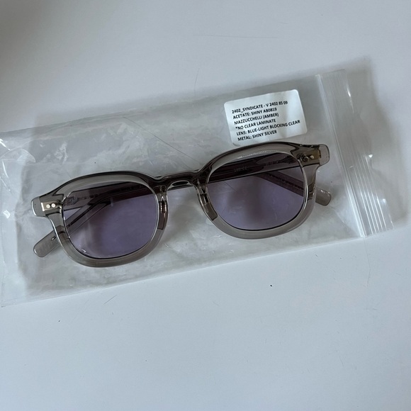 NWOT AKILA SUNGLASSES - Picture 1 of 5